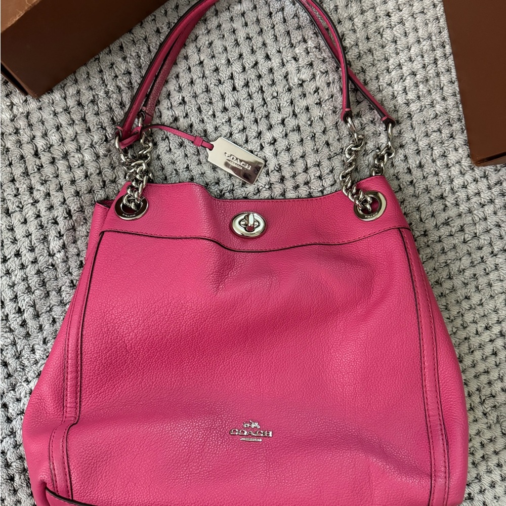Authentic Coach Purse - Picture 2 of 7